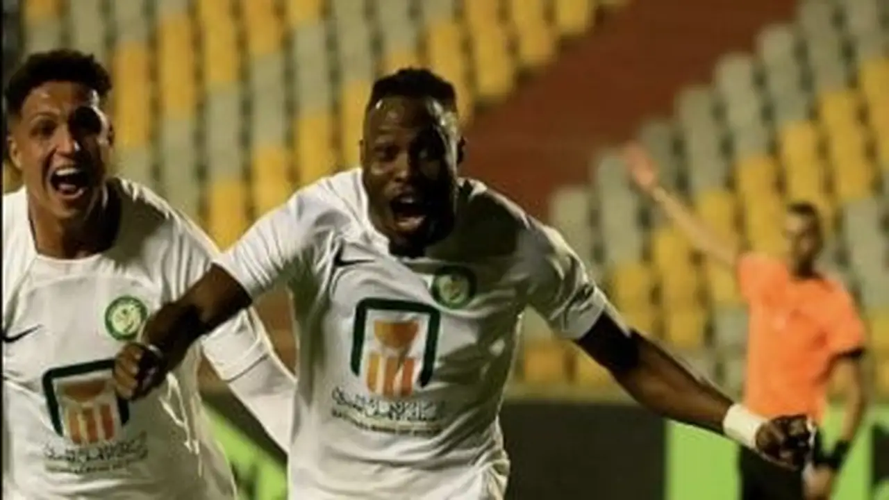 صفقة جديدة.. انتقال إسحاقو يعقوبو من البنك الأهلي إلى نادي أهلي طرابلس الليبي